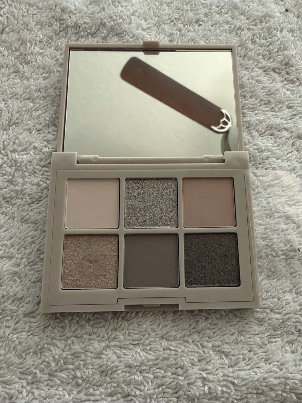 Essence Taupe It Up 6 Pan mini palette. Brand new, no box. No longer made.